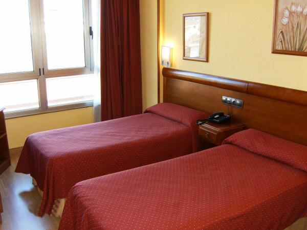 Longoria Avenida Hotel El Berron Quarto foto